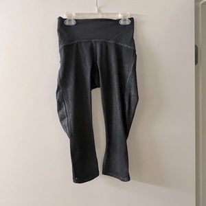 Lululemon metallic colored cropped leggings
